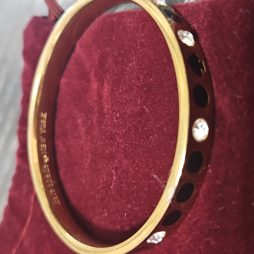 Kate Spade 'Find The Spade' Bangle Bracelet - Picture 2 of 4